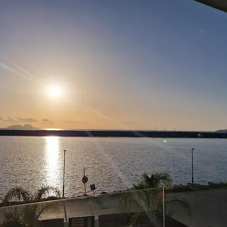 Isalos Sea View *